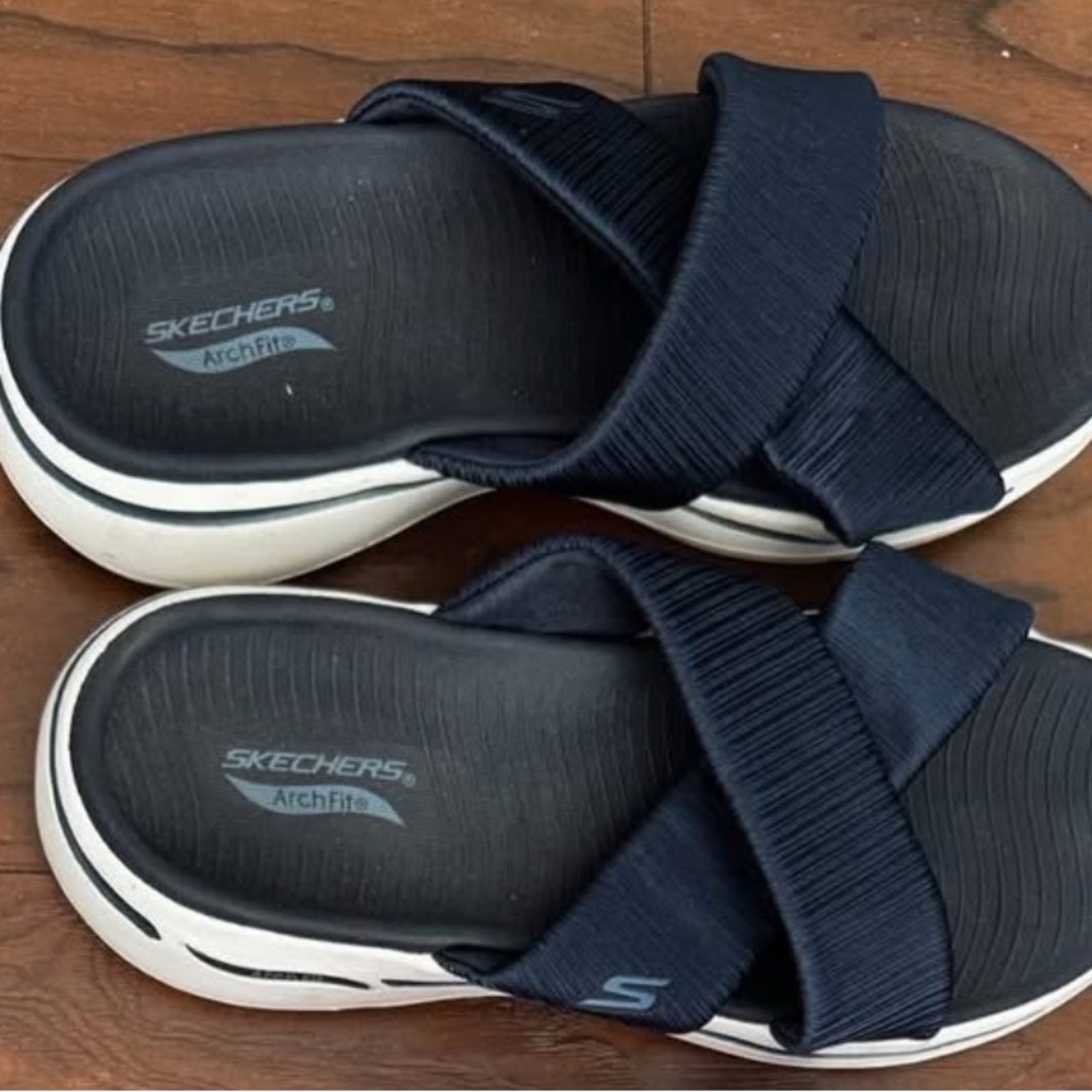 Skechers Arch Fit Navy Slides